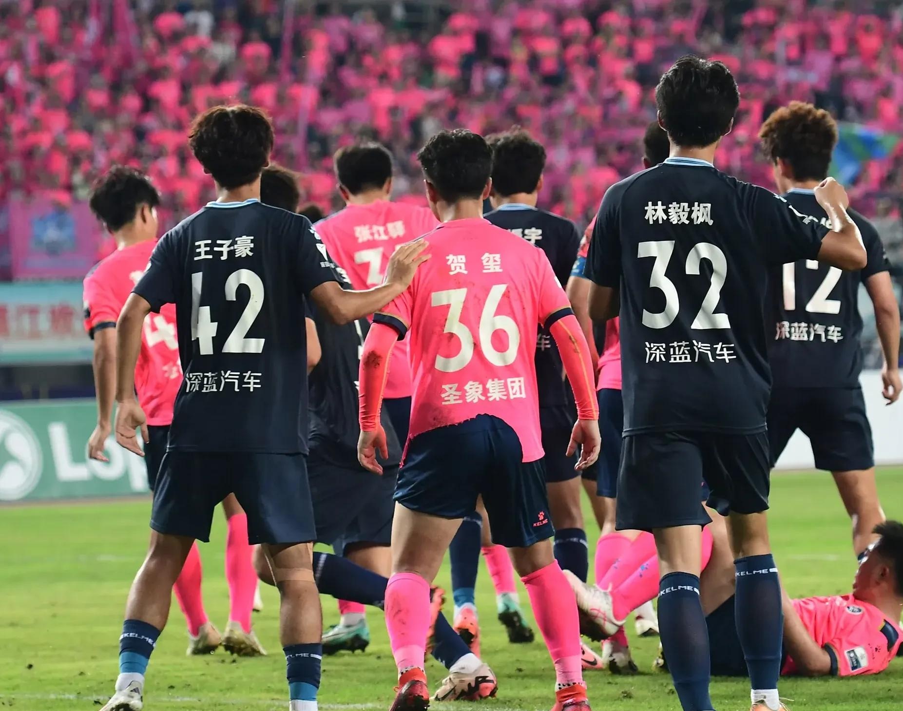 江苏男篮主场失利，球队士气受挫