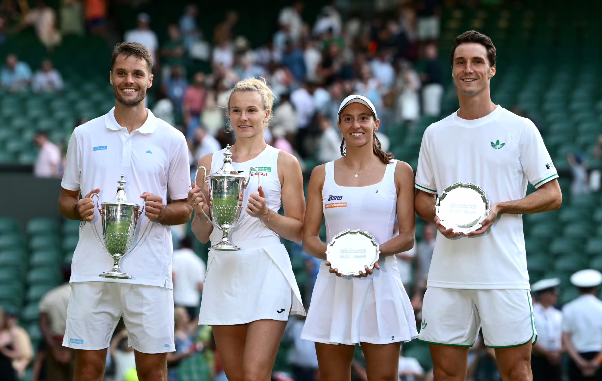 温网完胜拉沃尔杯,西西帕斯带队取胜 温网完胜拉沃尔杯,西西帕斯带队取胜