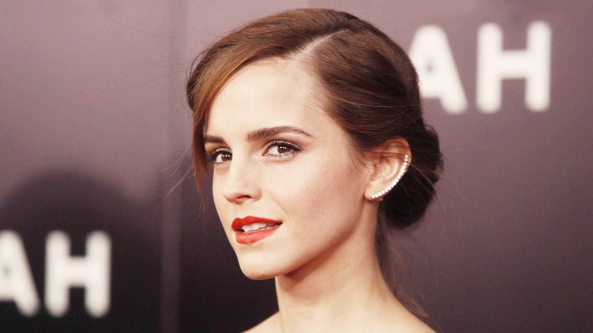 既是对手又是战友,字母哥在篮网与猛龙的缝隙中演绎冠军哲学